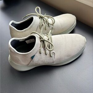 Vessi Women’s Everyday Classic Sneaker Size Women’s 8